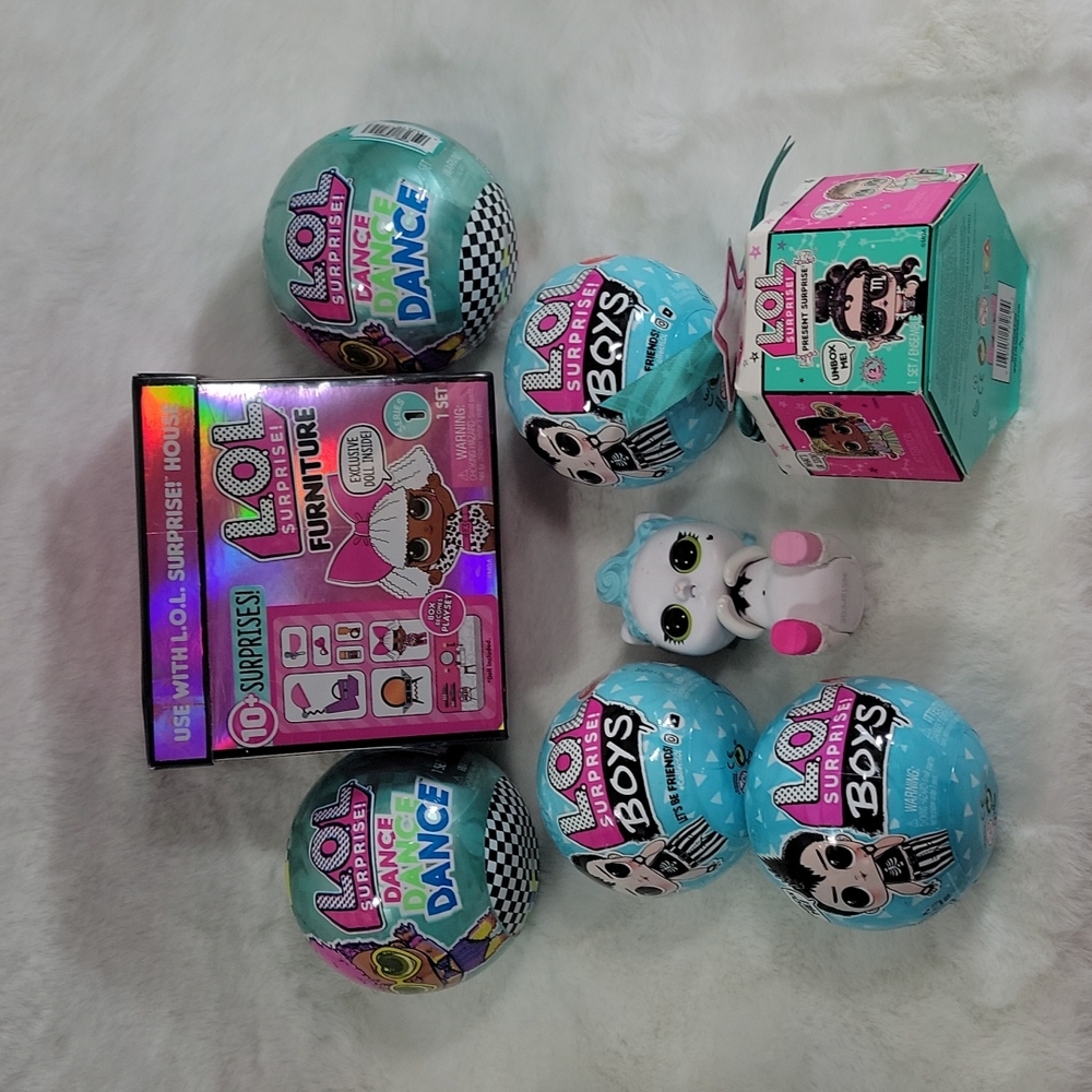 L.O.L. Surprise Bundle